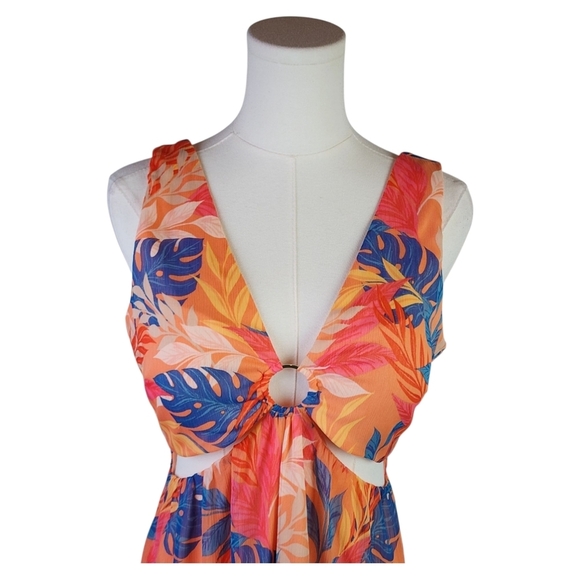 GUESS Tropical Print Maxi Dress Size 6 Cutout Ring Front Cruise Vacation Vibes - Picture 2 of 10